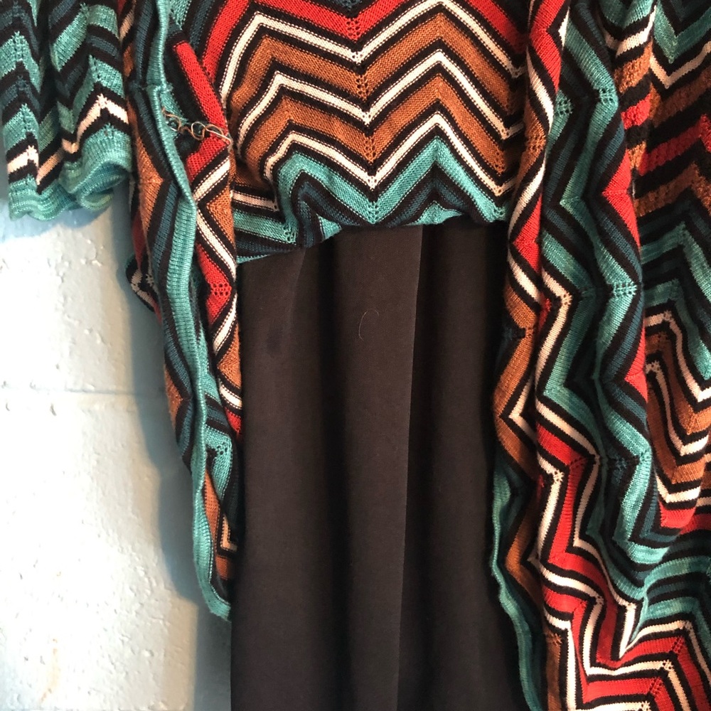 Gorgeous Cato Women’s Plus Size Cold Shoulder Dress - Picture 4 of 5